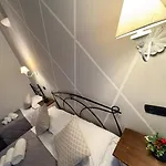 Bed & Breakfast Dimora Di Acanto 3*