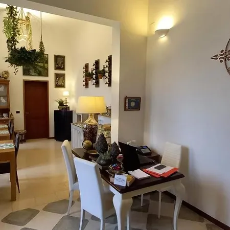 Bed and Breakfast Acanto Λέτσε