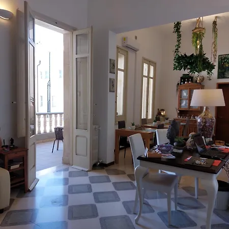 Dimora Di Acanto Bed & Breakfast 3*