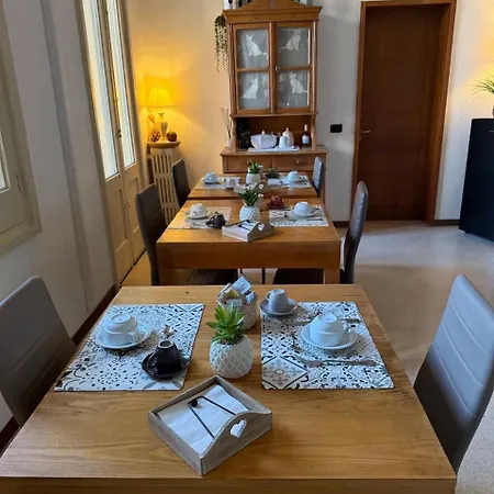 Dimora Di Acanto לינה וארוחת בוקר לצ'ה