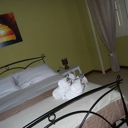 Dimora Di Acanto Bed and Breakfast